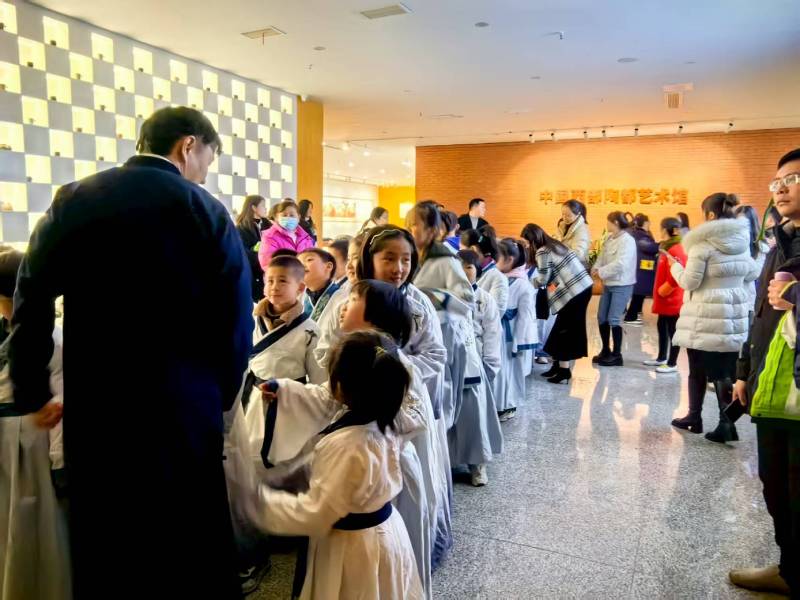 文化赋能：和硕县魔创文旅挖掘城市文化资源的实践探索